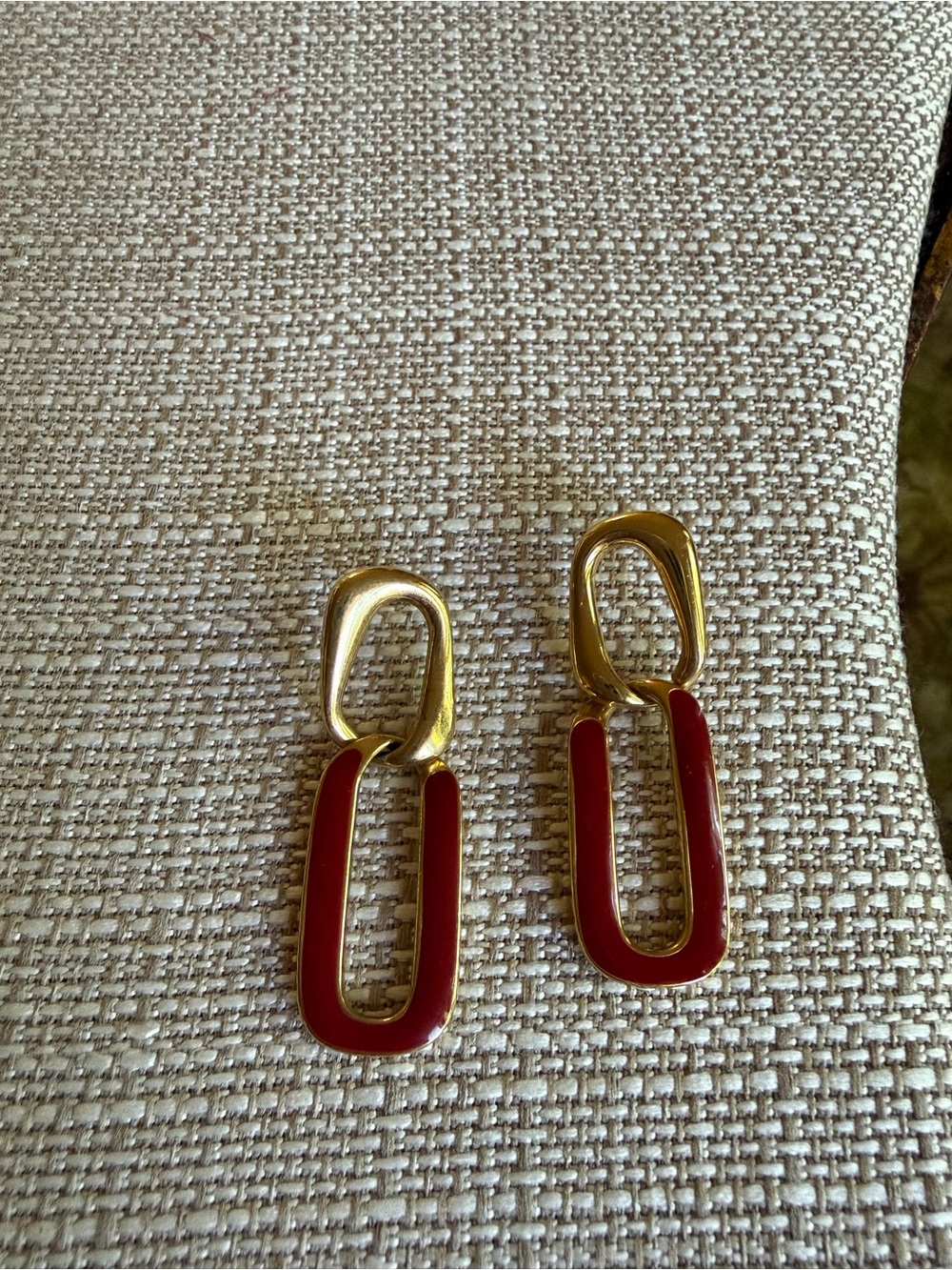 Vintage Monet Gold-Tone Drop Earrings with Red Enamel Accents - Picture 4 of 4